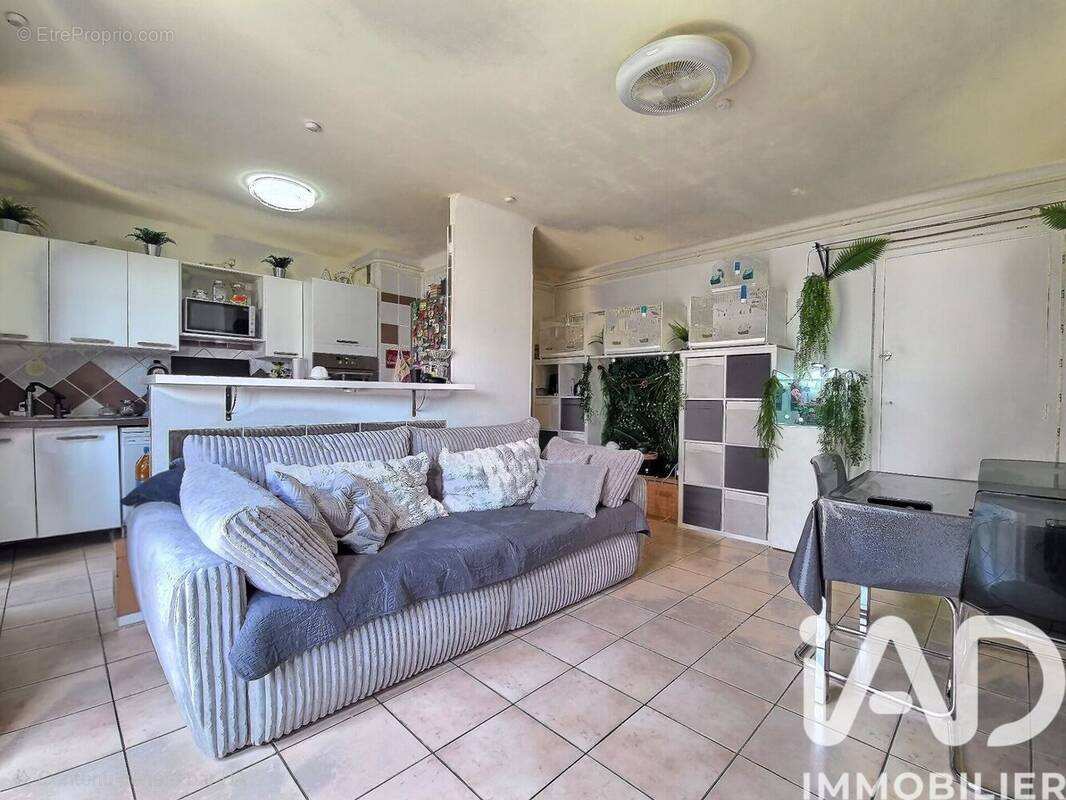 Photo 1 - Appartement à MARSEILLE-13E