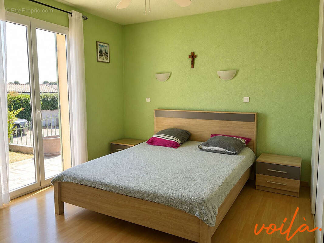 REF : MARBRES - Maison plain pied 4 ch - jardin - abris de garage - photo 9