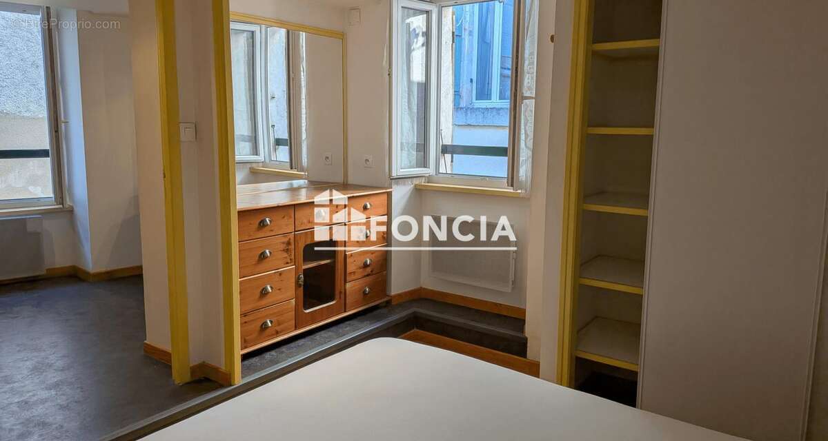 Maison à AGONAC