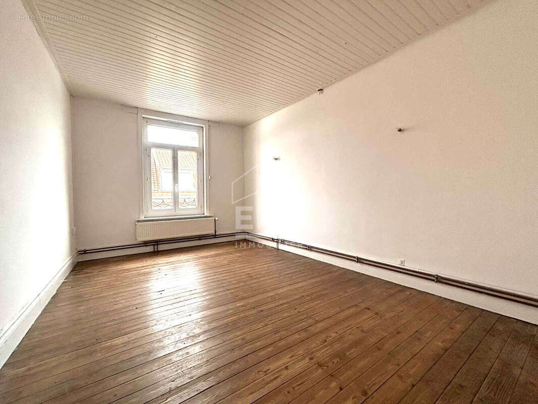 Maison à AUDRUICQ