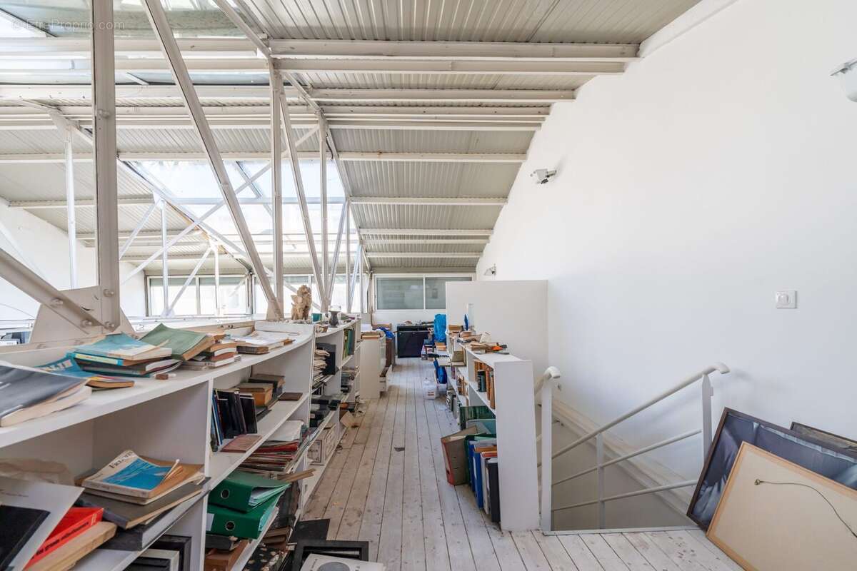 Commerce à MONTREUIL