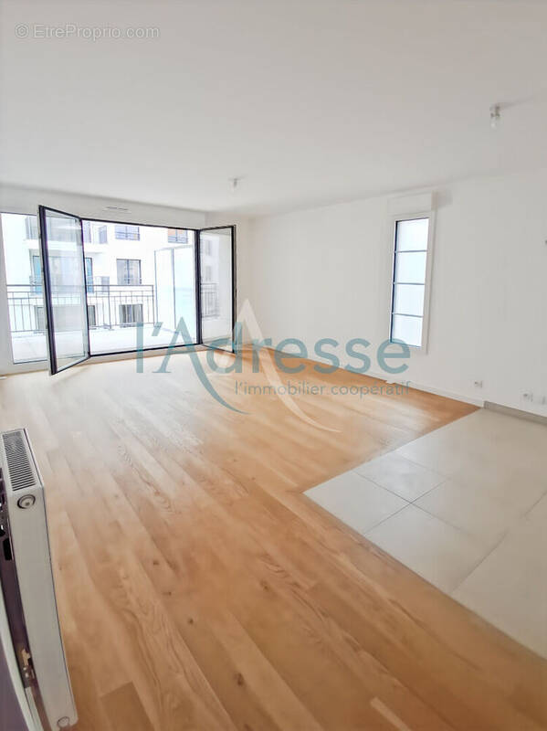 Appartement à SURESNES