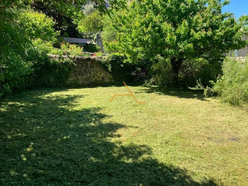 Bourdeaux Maison de village avec jardin - photo 17