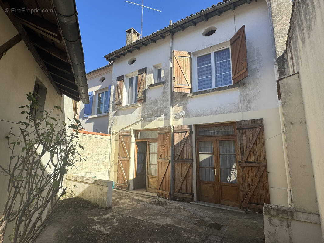 Maison à CASTELJALOUX