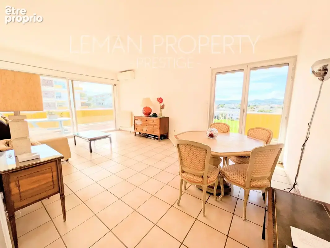 Appartement T2 de 62 m2. terrasse de 22 m2 PARKING - photo 4