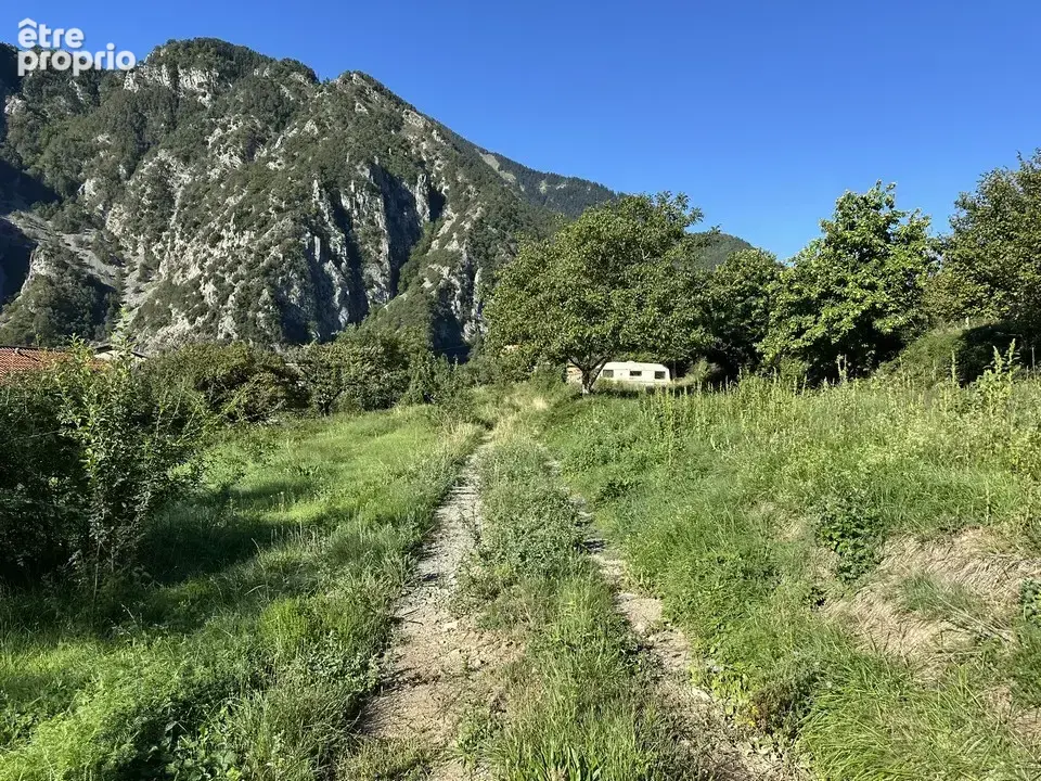 Beau terrain non constructible de 4138 m2 - photo 5
