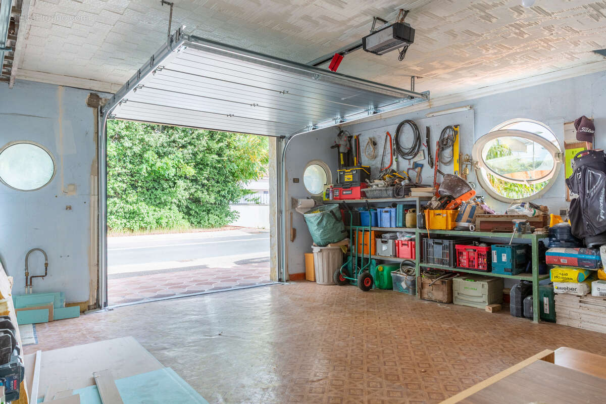 Maison à MESCHERS-SUR-GIRONDE