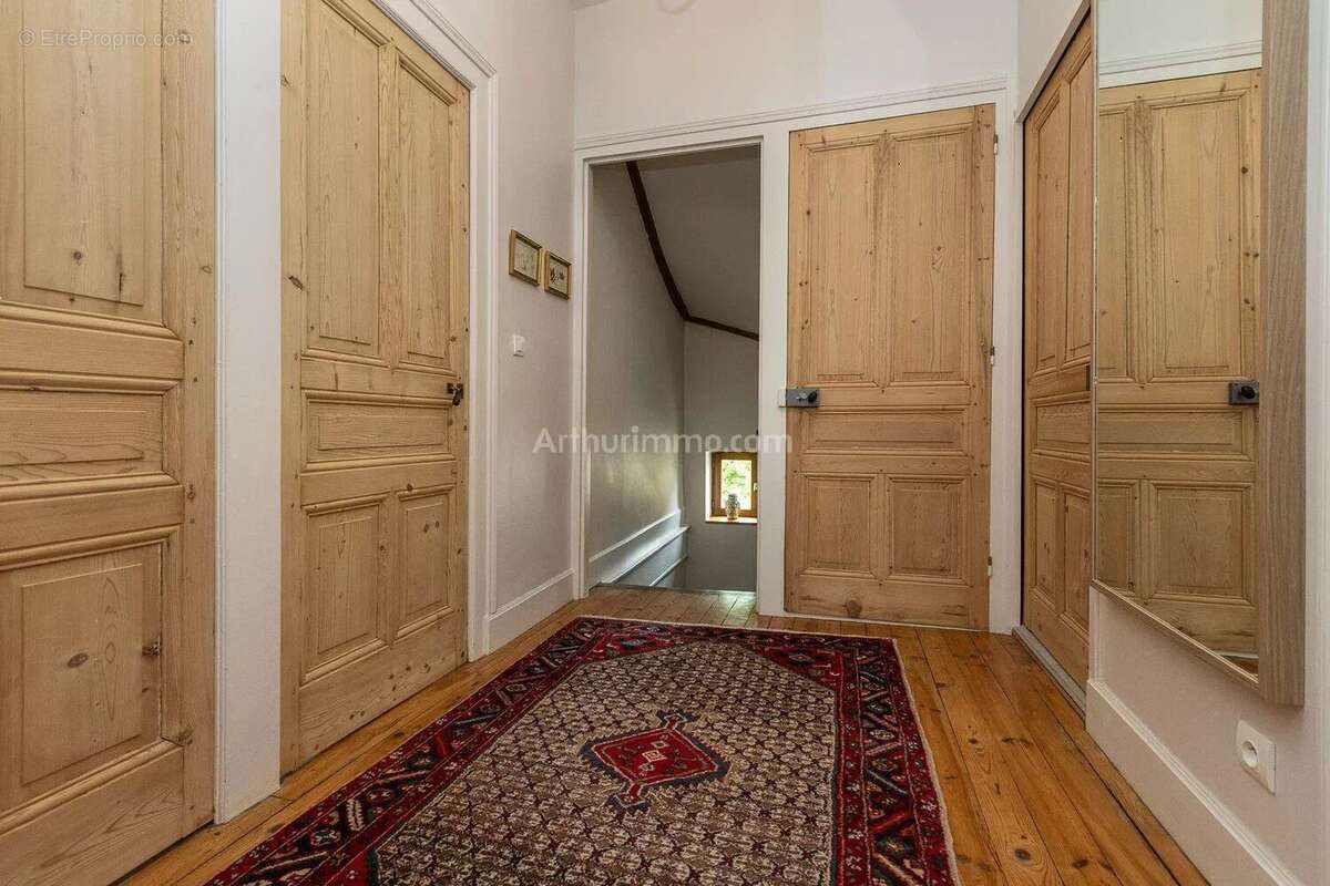Maison à CORBELIN