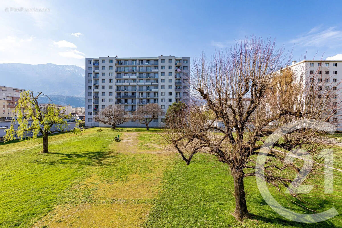 Appartement à ECHIROLLES