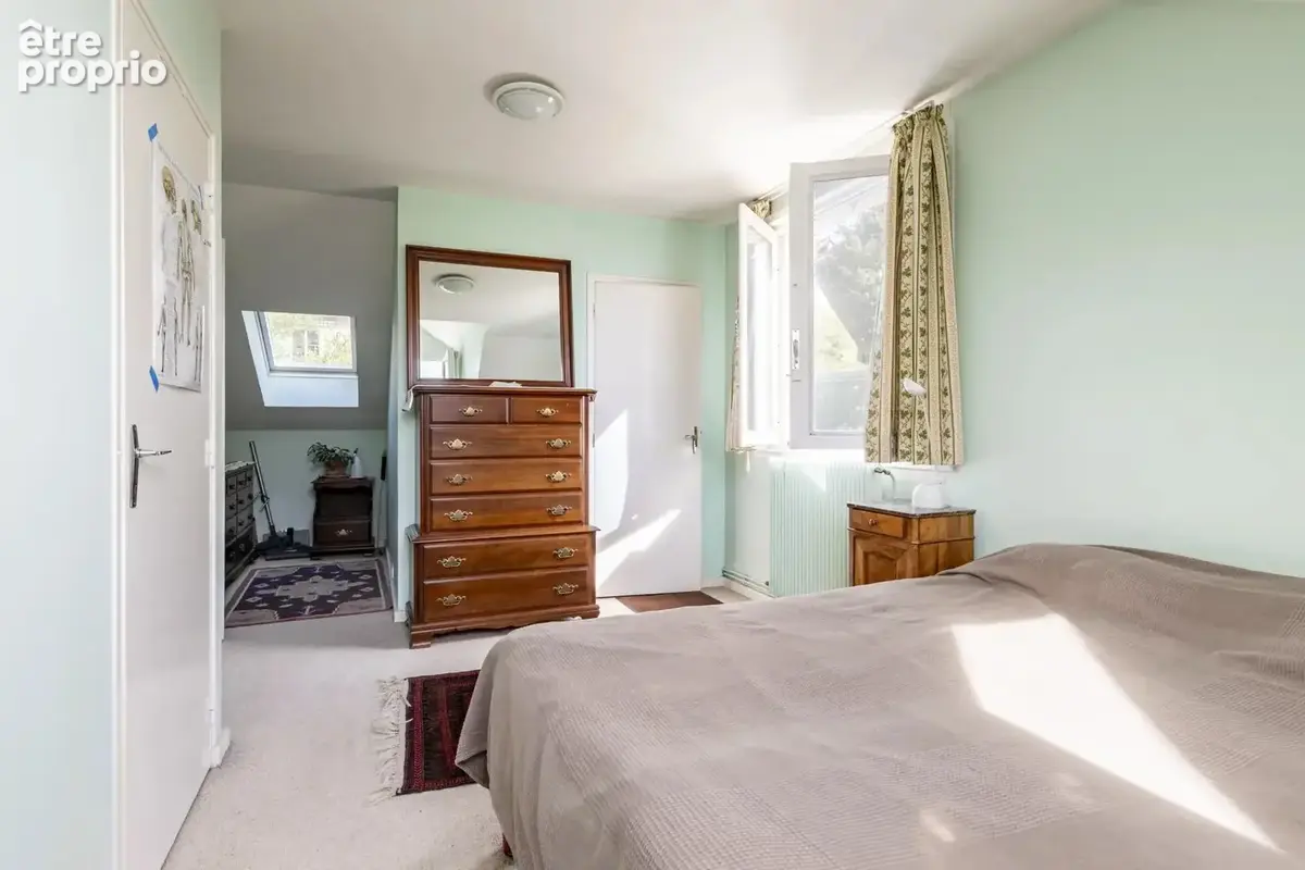 Viroflay rive droite - jolie maison au calme - photo 12