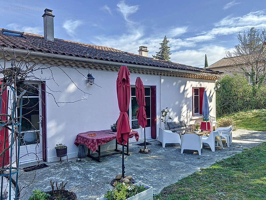 Maison à VILLENEUVE-LES-AVIGNON