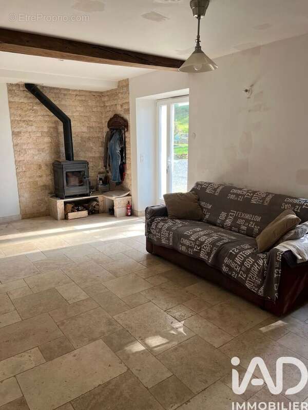Maison 80 m² à Portet  - photo 6