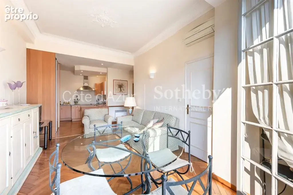 Nice Carré d’Or, appartement deux pièces face à un jardin historique - photo 5