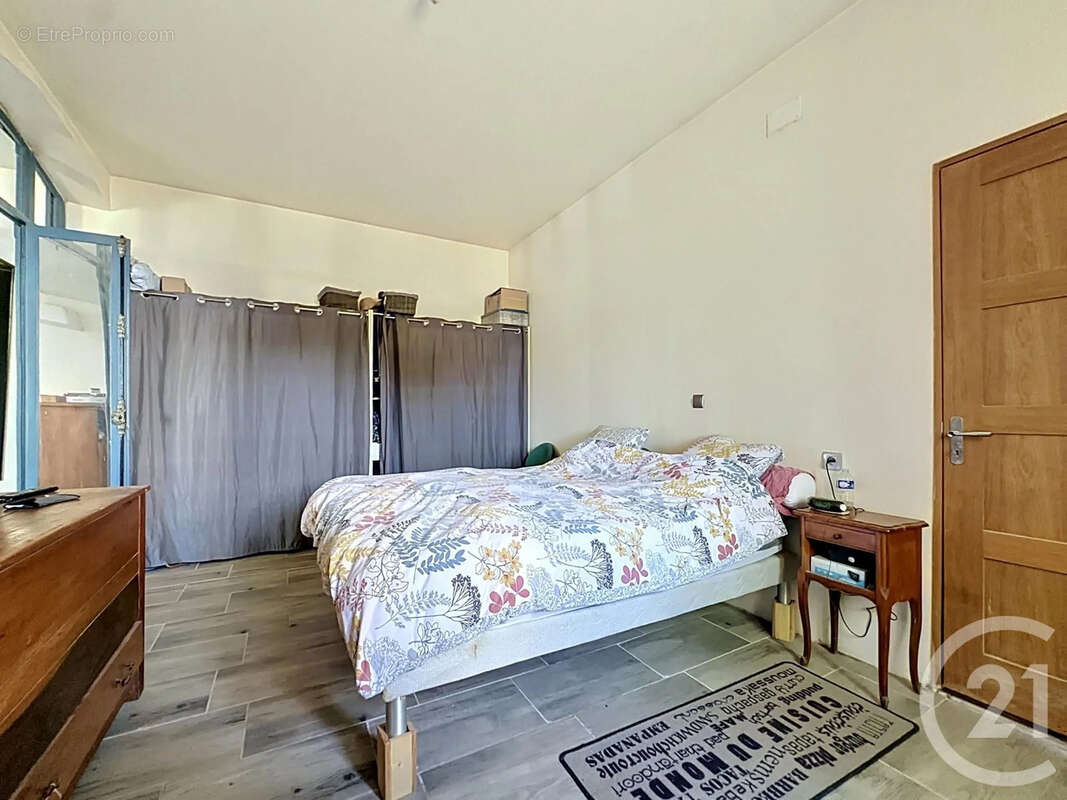 Maison 239 m² à Mesnil-Saint-Pere  - photo 8