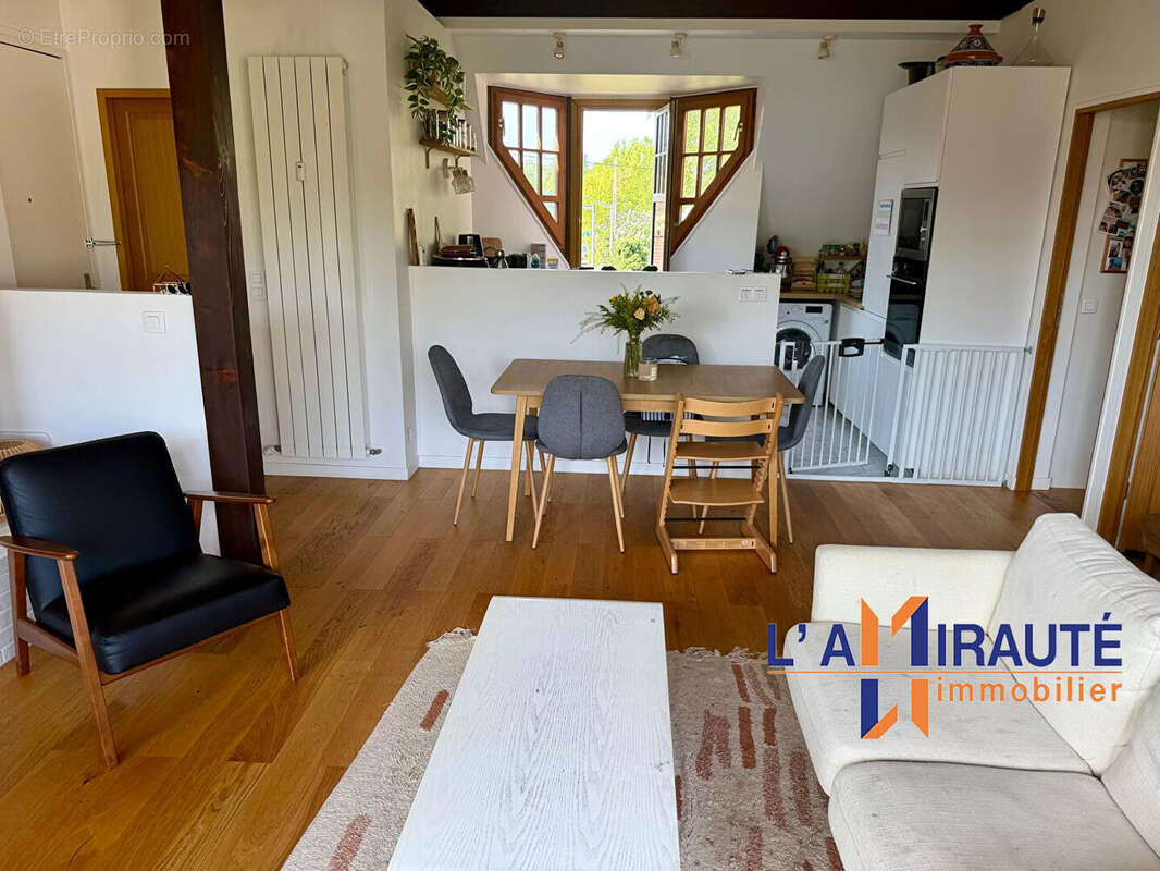 Appartement à MAISONS-LAFFITTE
