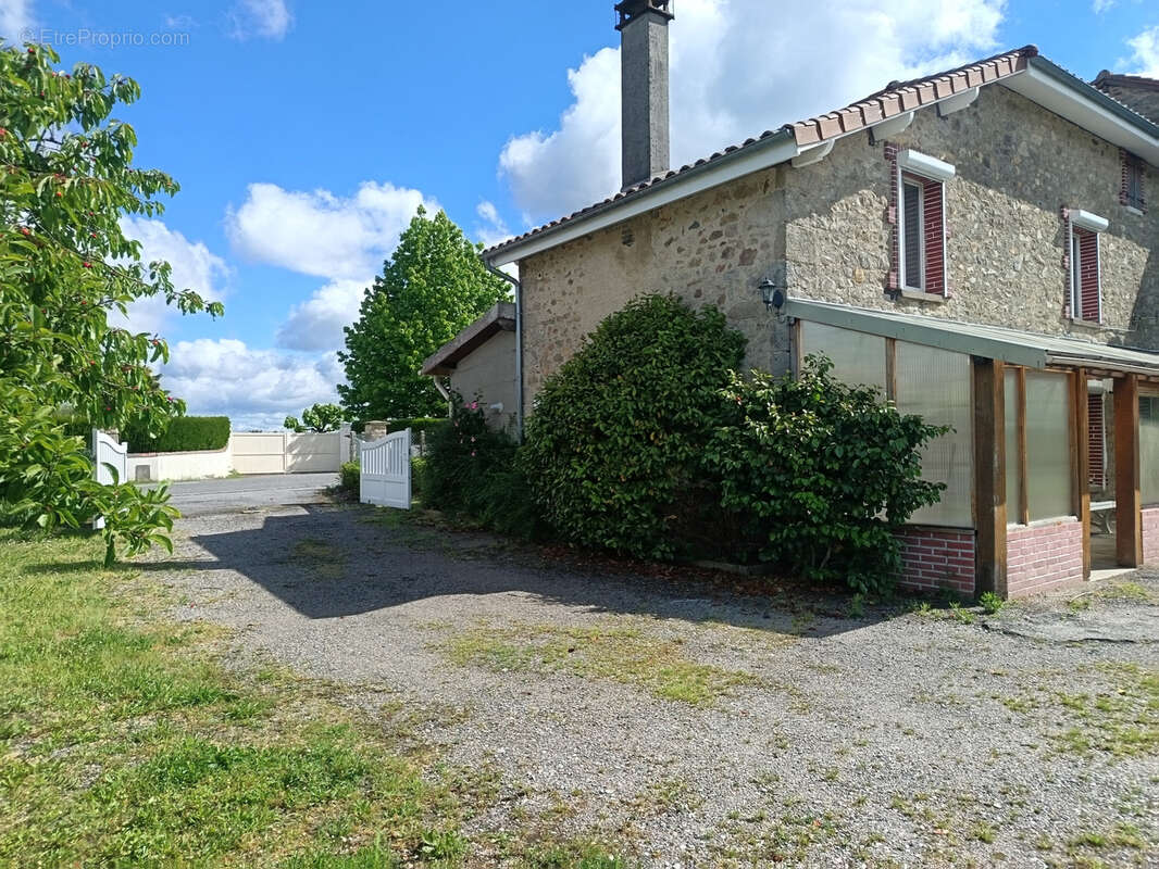 Maison à BOISSEUIL