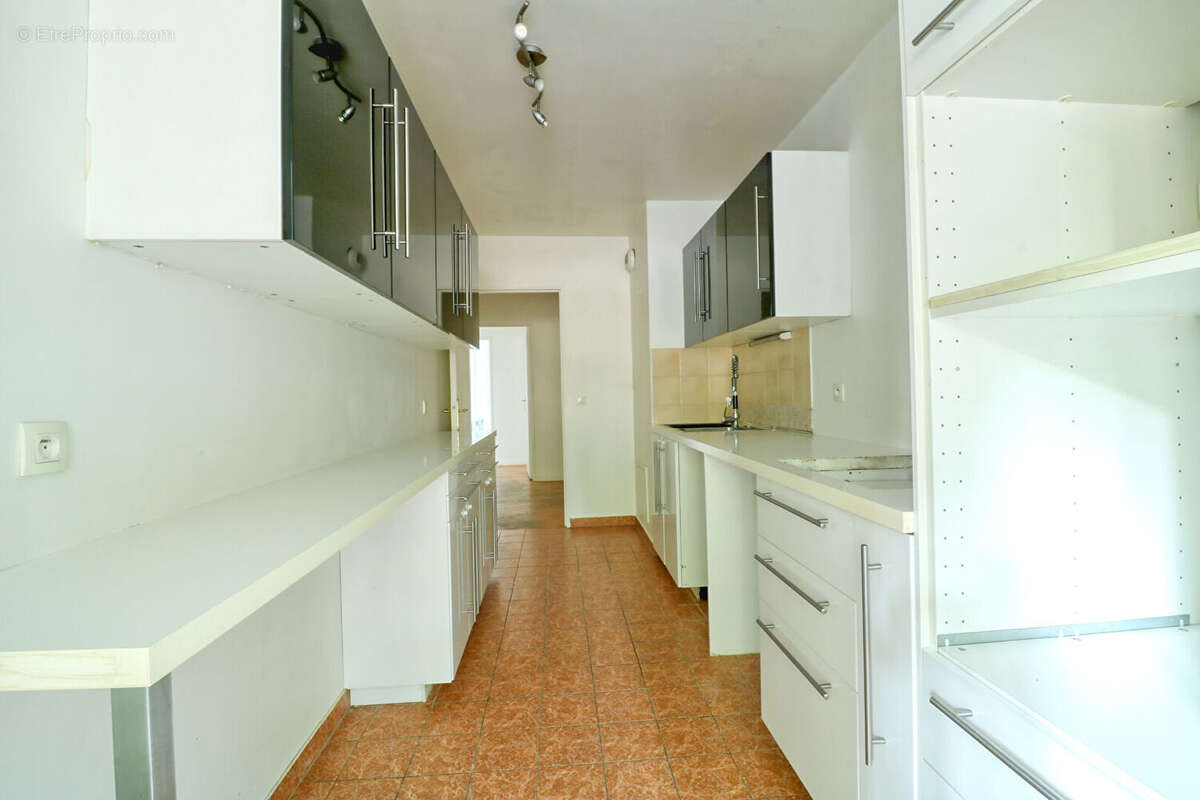Appartement à MONTROUGE