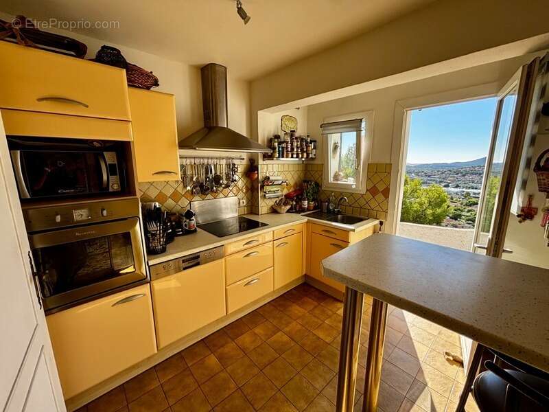 Maison à LA VALETTE-DU-VAR