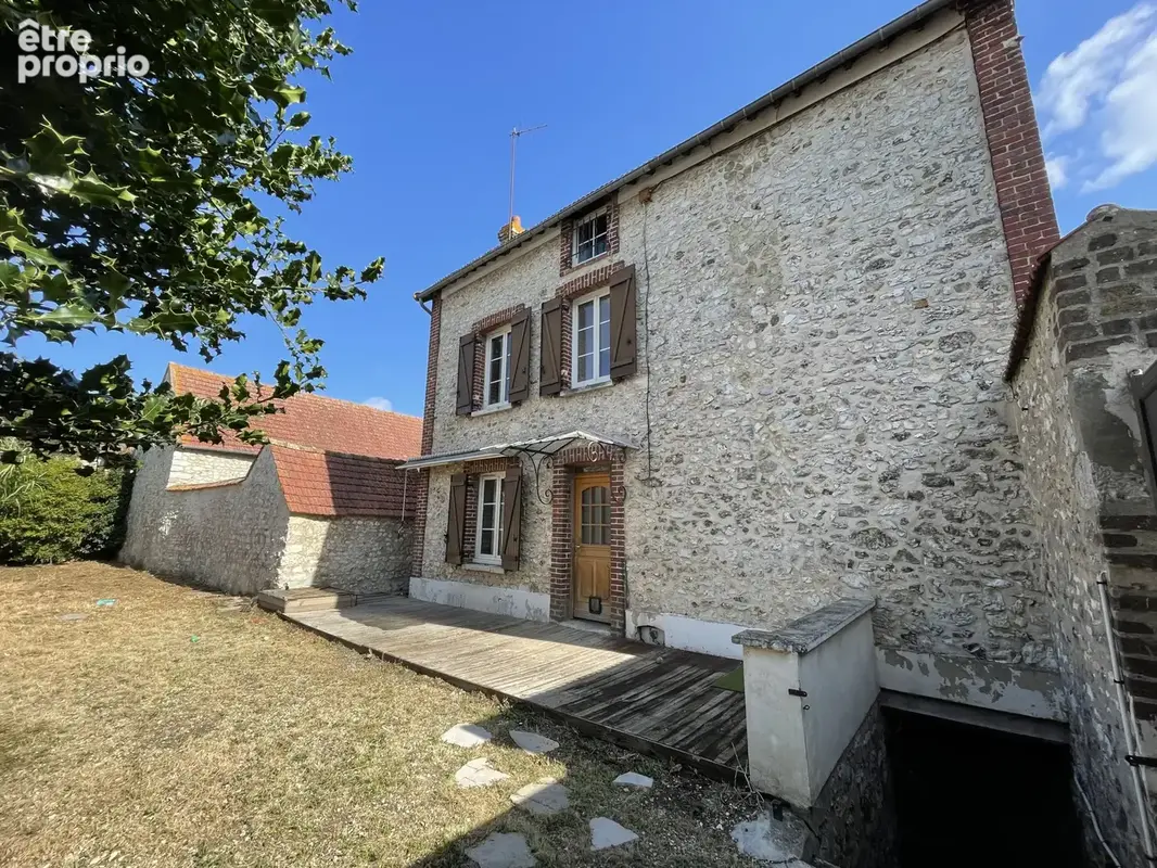 Maison à FRENEUSE