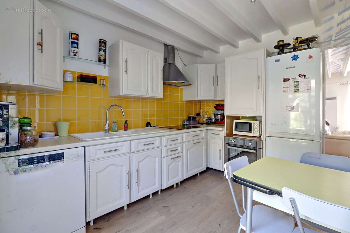 Maison à JOUY-LE-MOUTIER