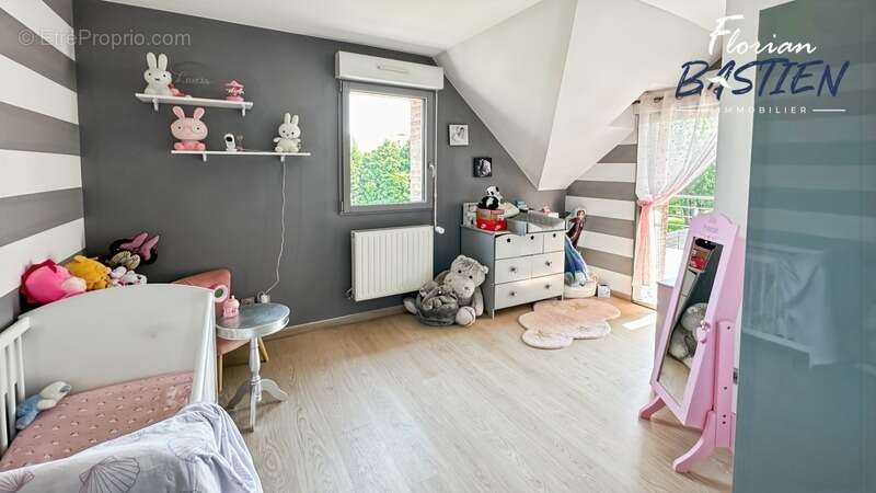 Maison à PETITE-FORET