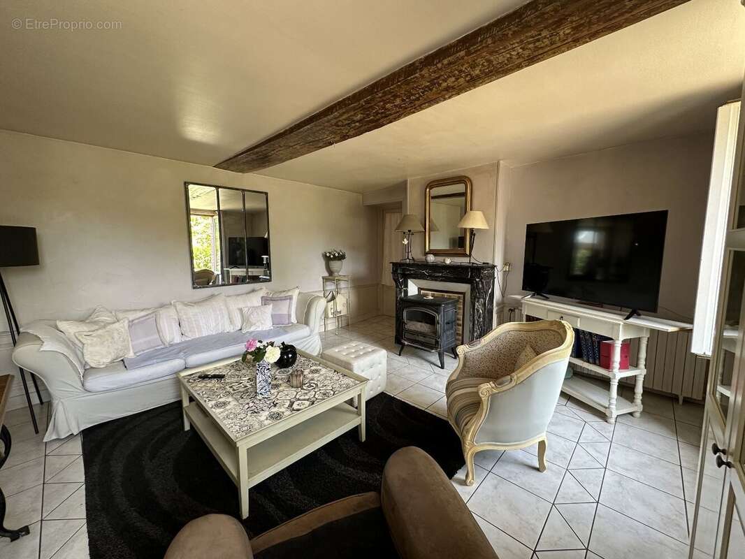 Maison à CROISY-SUR-EURE