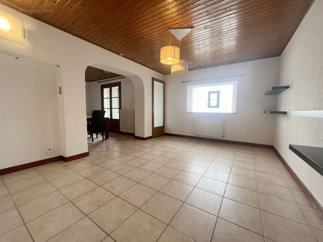 Maison à ANTHY-SUR-LEMAN