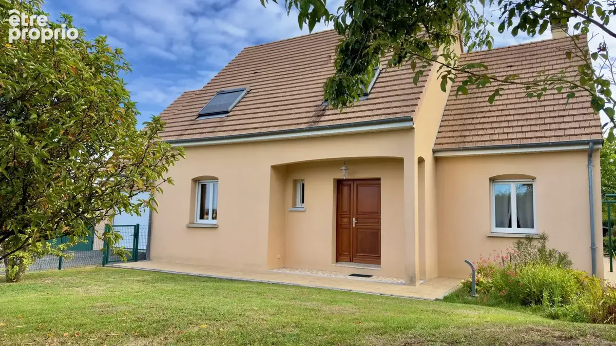 Maison à BONNETABLE
