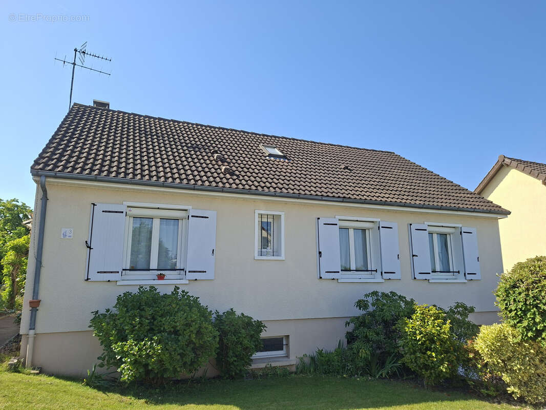Maison à COULAINES