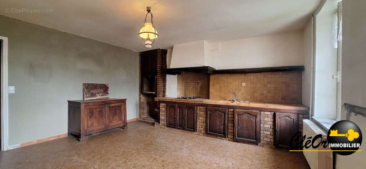 Maison 143 m² à Franxault  - photo 2