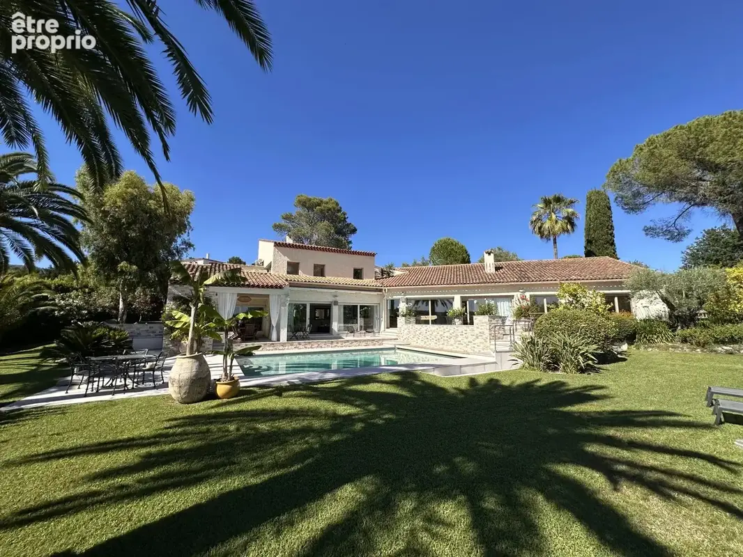 Photo Maison à La Colle-Sur-Loup au prix de 3 180 000€