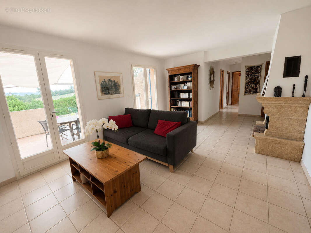 Maison 88 m² à Villelaure  - photo 14