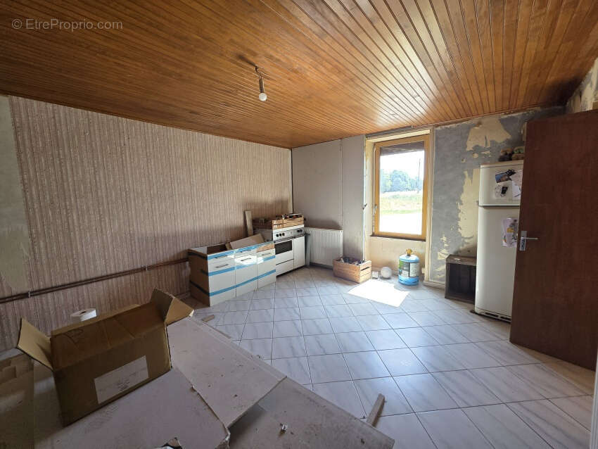 Maison à SAINT-GEORGES-DE-MONS