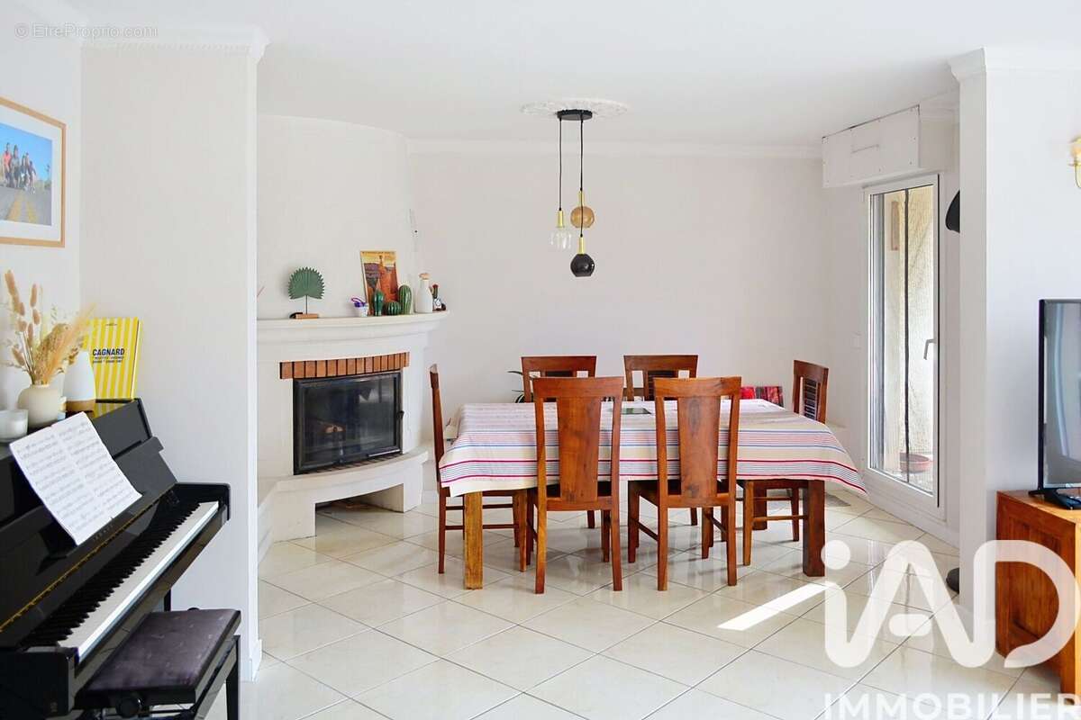 Photo 2 - Appartement à MARSEILLE-9E