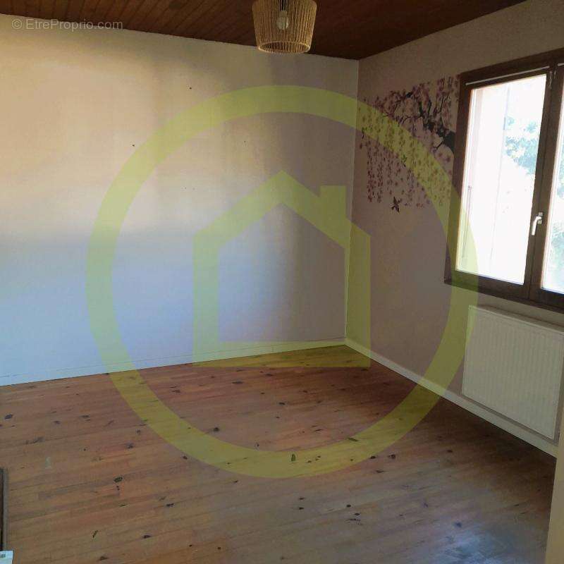 Maison à LA COTE-SAINT-ANDRE