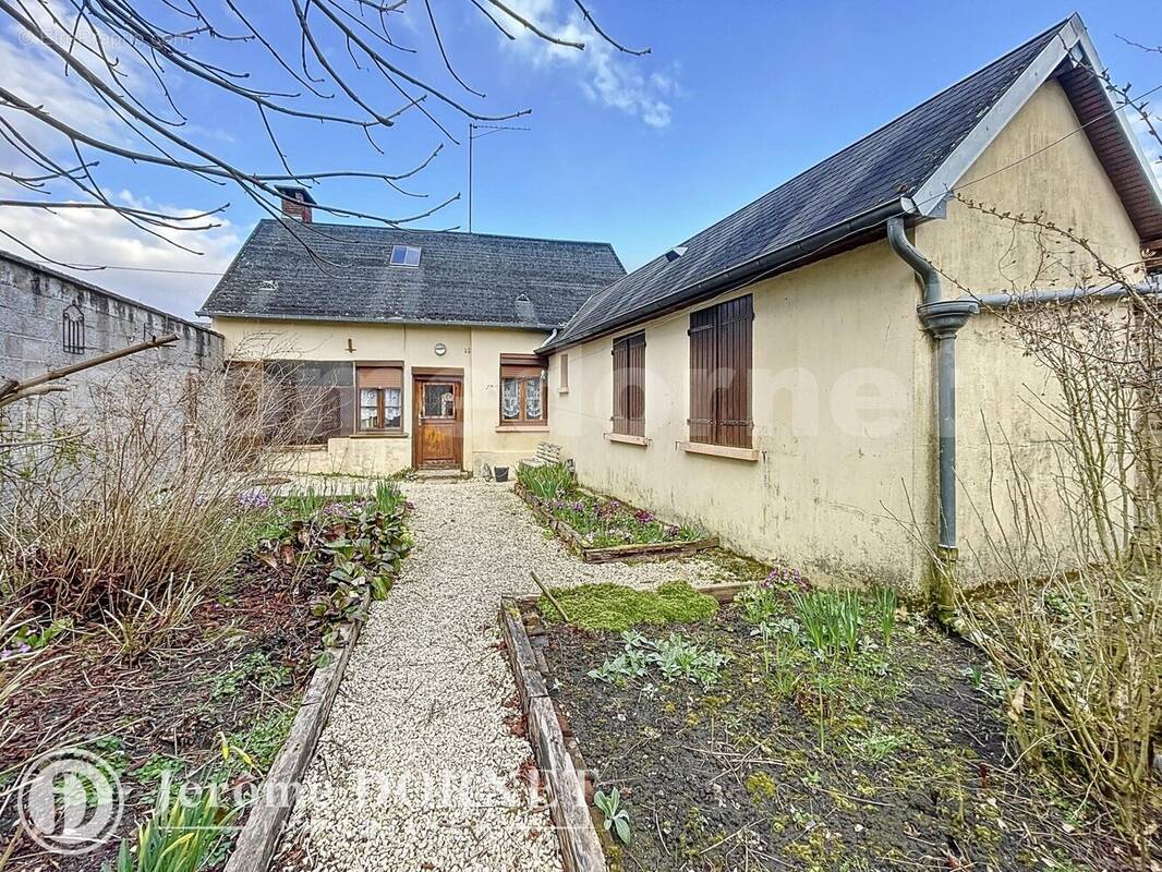 ess_00009_e99de48 - Maison à GRANDVILLIERS