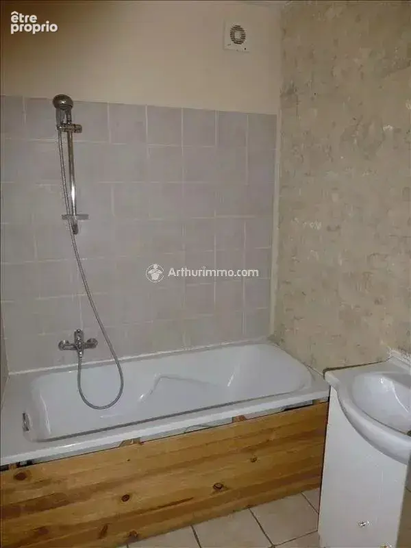 Vente Appartement Saint-jean-d'angely(17400) 108 000ï¿œ - photo 8