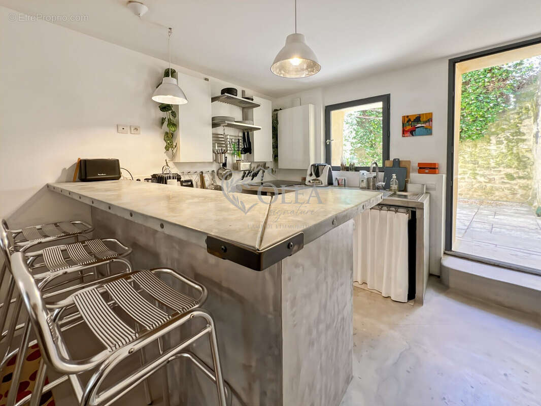 Maison 61 m² à Uzes  - photo 9