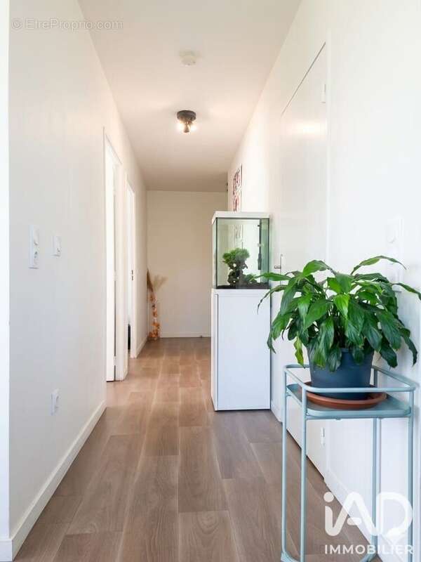Photo 7 - Appartement à NOISY-LE-SEC