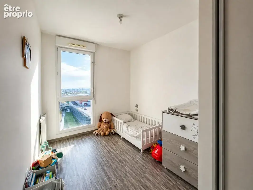 INVESTISSEMENT LOCATIF 3 pièces de 67 m² à Villeurbanne Carré de Soie - photo 11