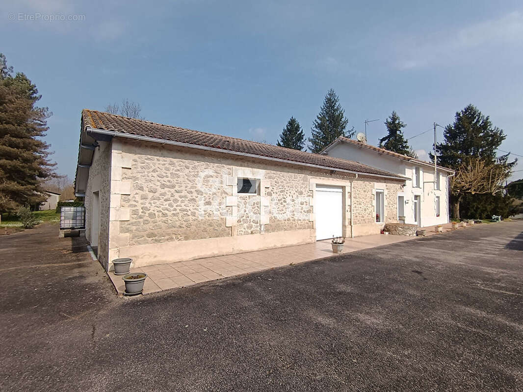 Maison à MIRAMONT-DE-GUYENNE