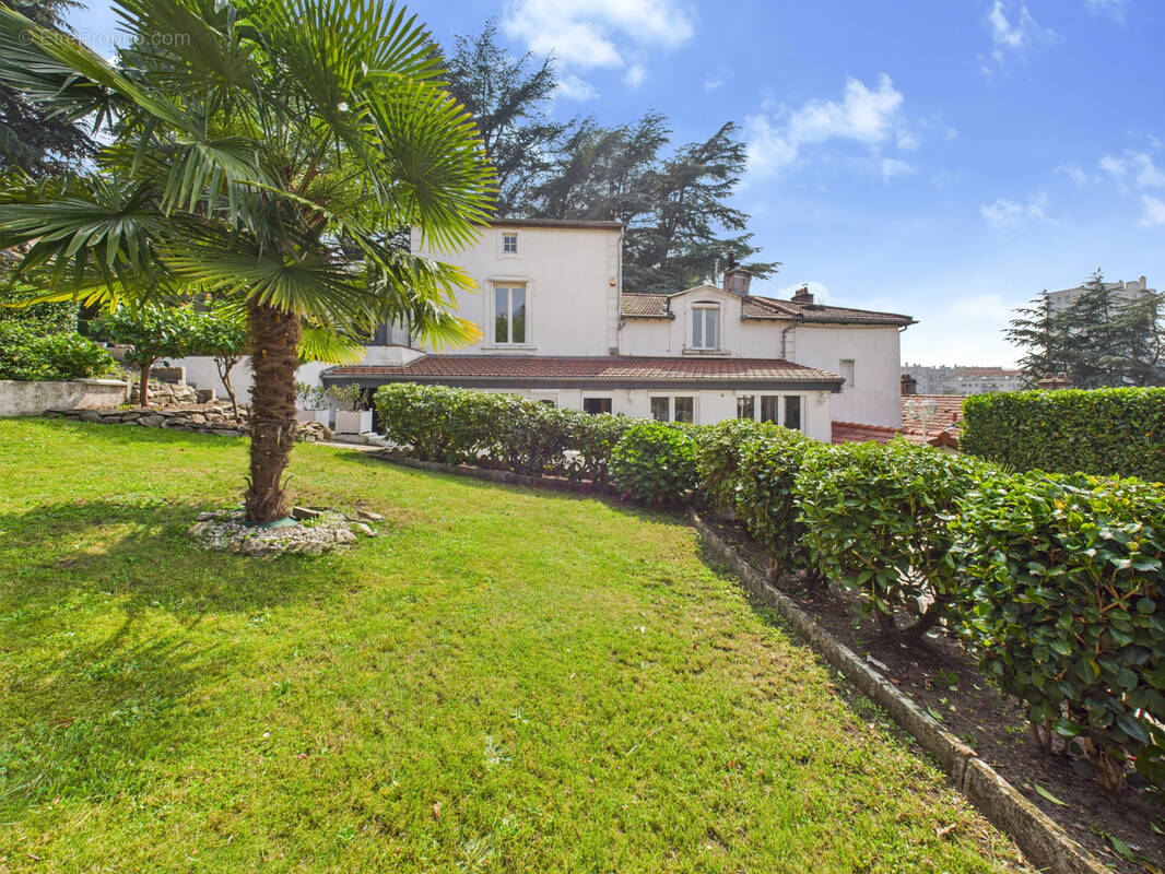 Maison à SAINT-ETIENNE
