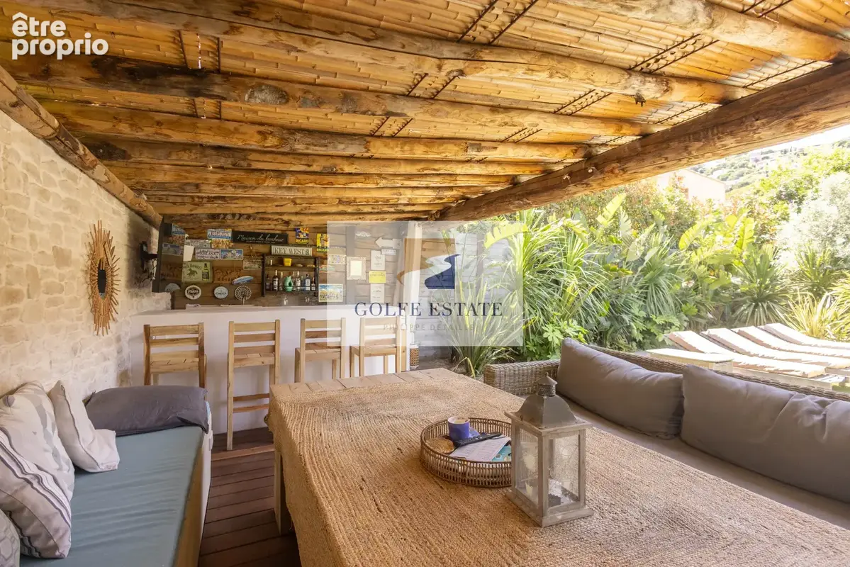 Cavalaire: Villa 'neuve' 4 chambres en suite, piscine, au calme - photo 3