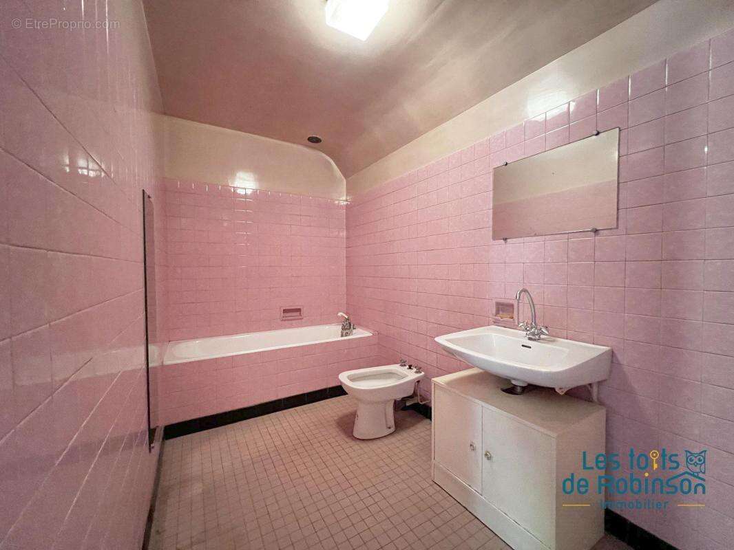 Maison à LE PLESSIS-ROBINSON