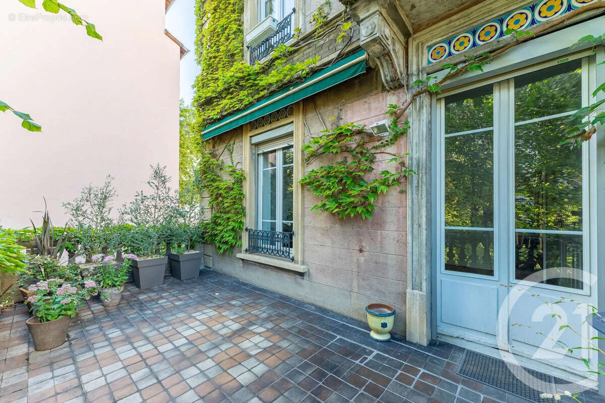 Appartement à VILLEURBANNE