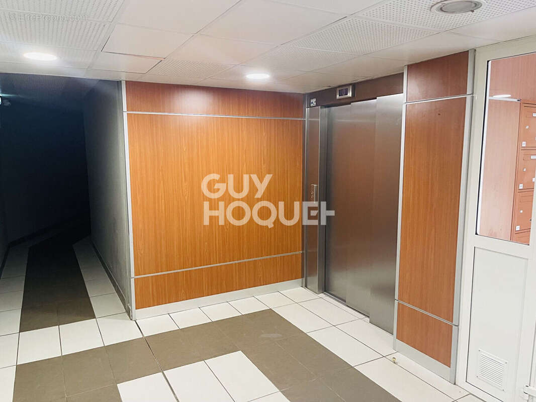 Appartement à JUVIGNAC