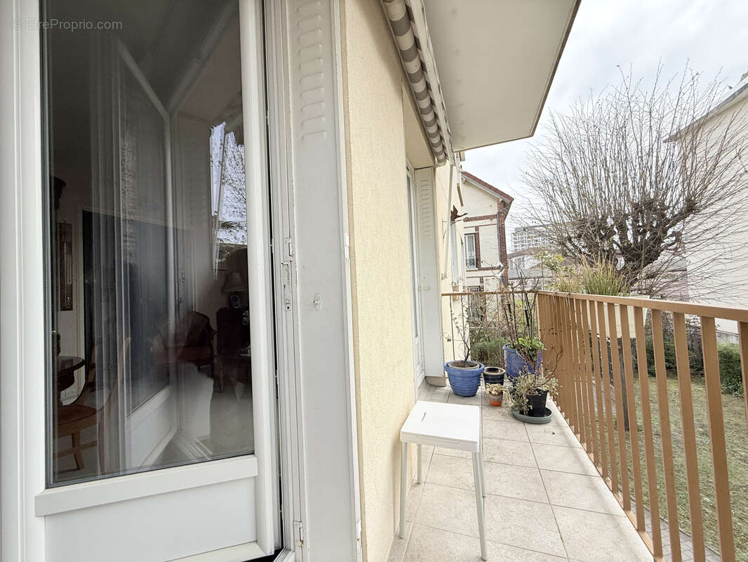 Appartement à NANTERRE