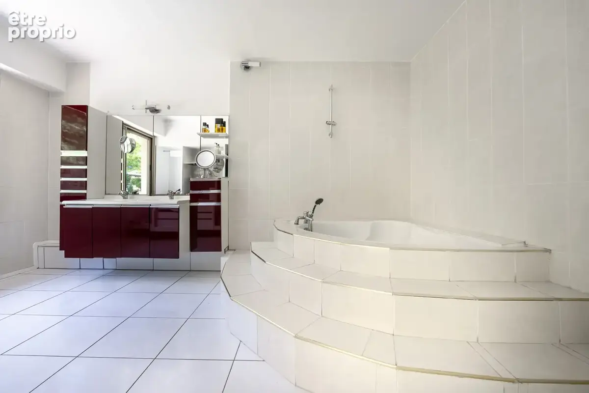 Bougival (78) - Maison de prestige avec piscine - photo 23