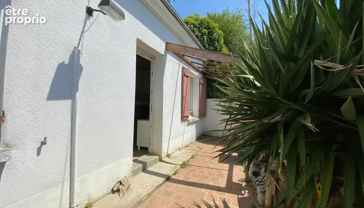 Maison à MONTRICHARD