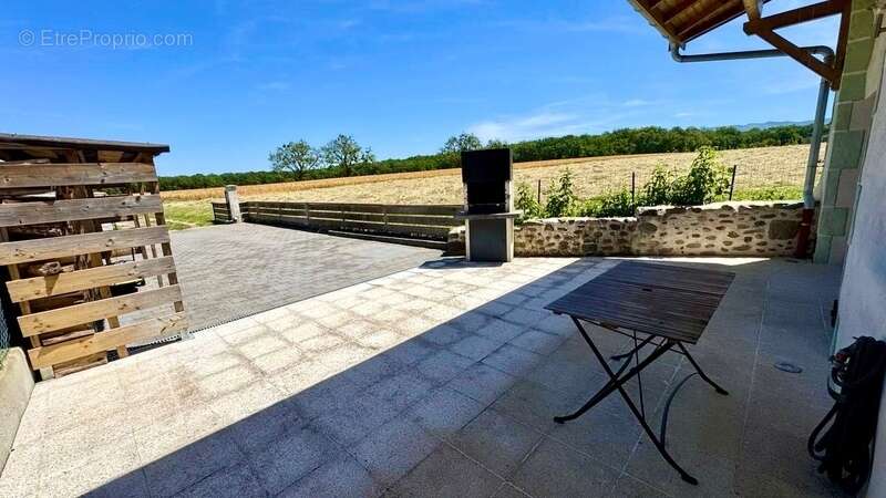 Maison à VALLEIRY